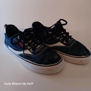 LEVI'S BOYS CANVASS & RUBBER SHOES - SIZE 1 - BLUE & WHITE
